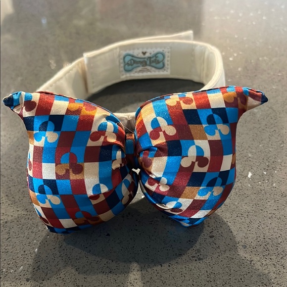 Disney Pet Collar * Mickey Bow * NWOT - Picture 1 of 5